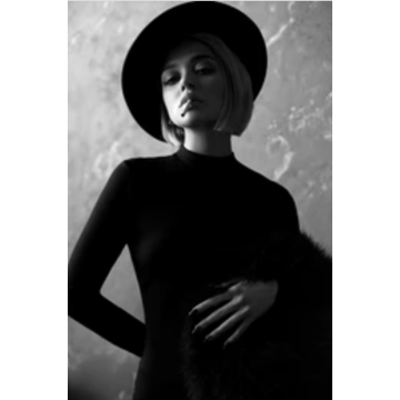 Картина на склі Black Dress 150x100cm