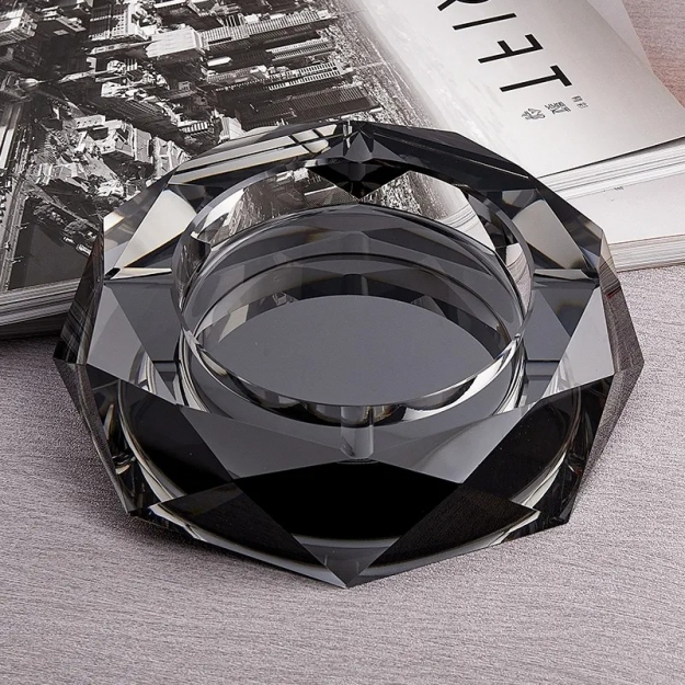 Попільничка скляна Crystal Black