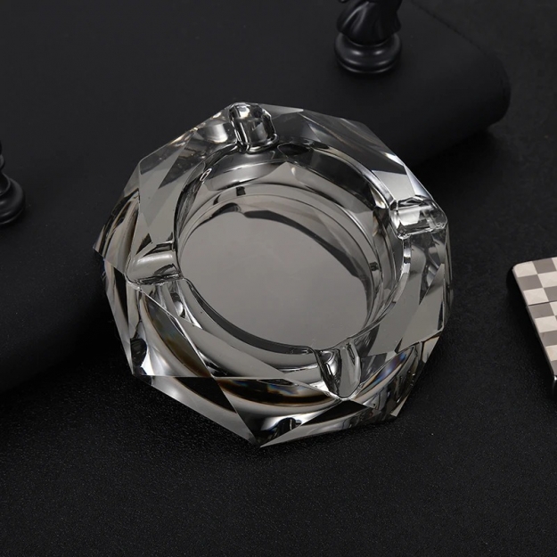 Попільничка скляна Crystal Black