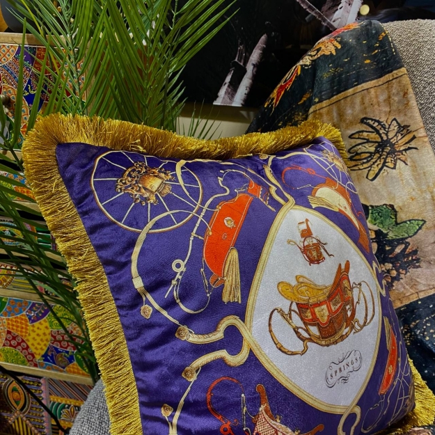 Подушка Carriage
