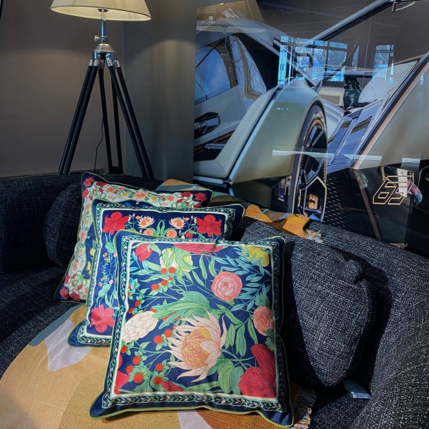 Подушка Floral Design A