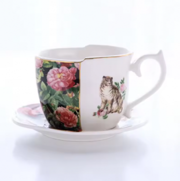 Чайний набір: чашка і тарілка Tiger in Flowers