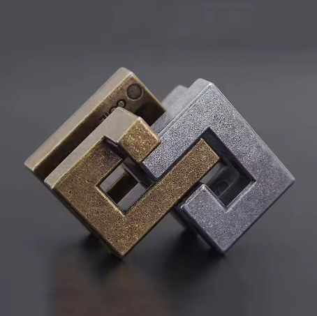 Маленька головоломка Cast Coil